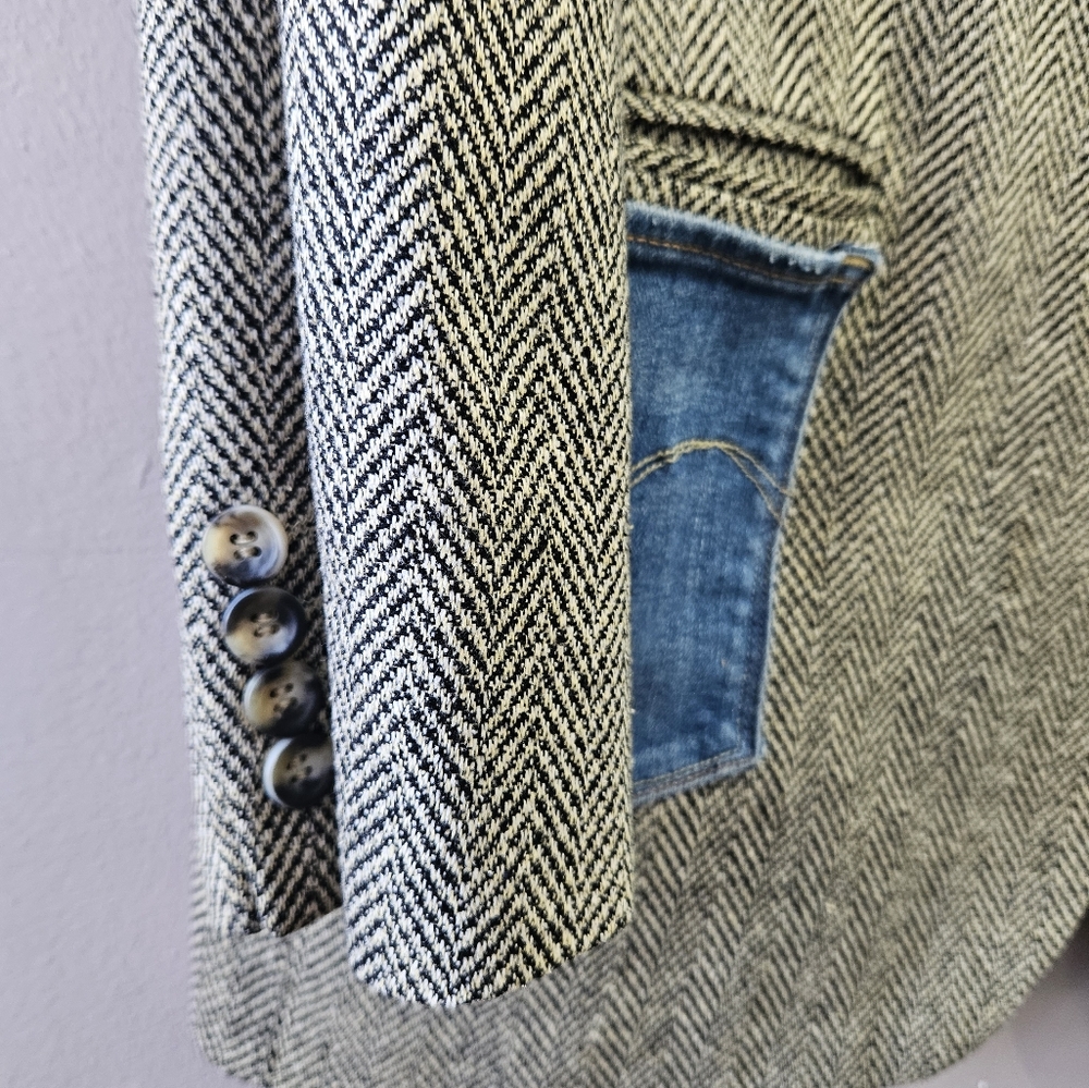 Redeigned Wool Blazer - Picture 4 of 6